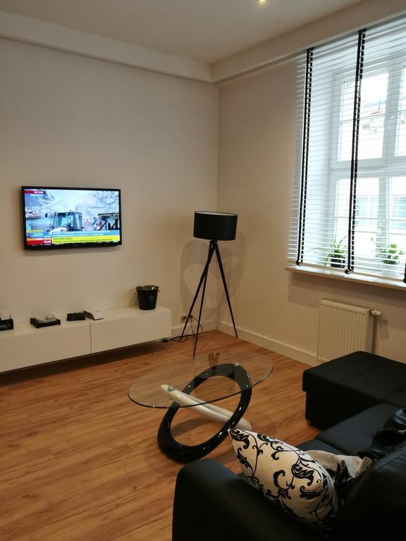 Black&White Apartment- Wierzbowa 5 ポズナン エクステリア 写真